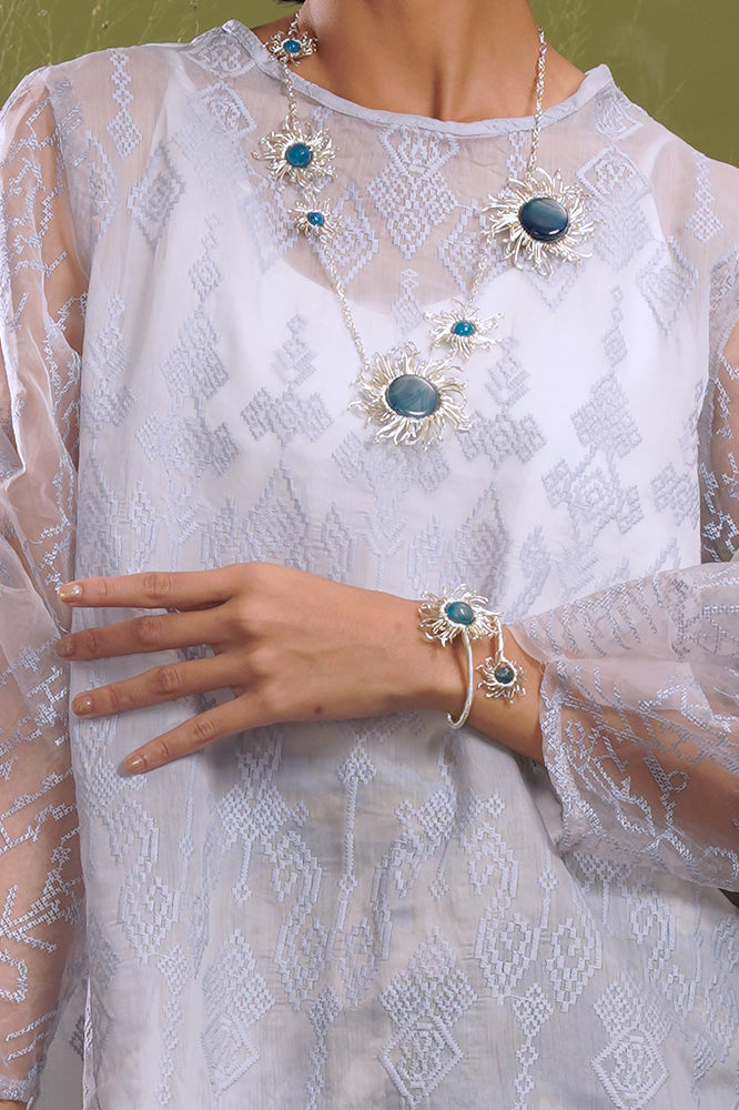 Isyana Organza Blue W Camisole T2152