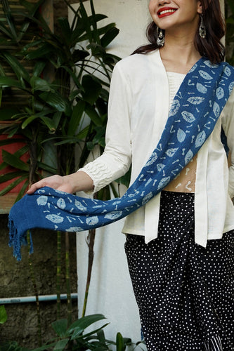 NONA RARA-Rempah Blue Bay Leaf Shawl - A0020