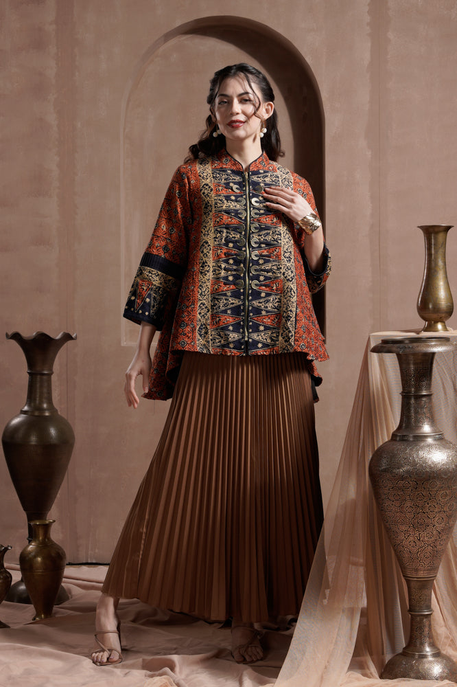 Orlika Sembagi T2163