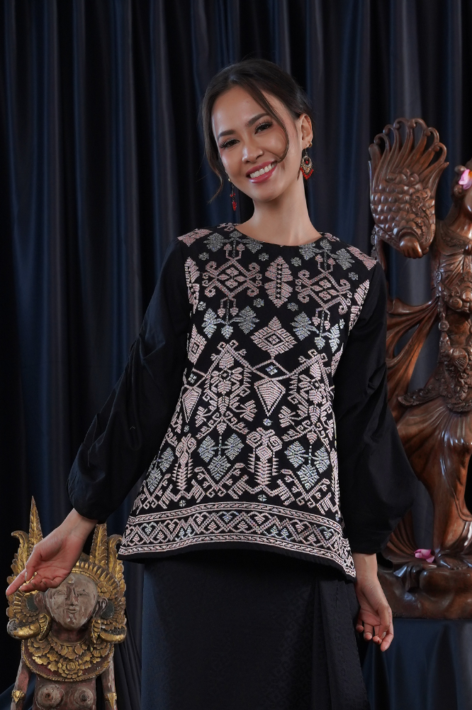 Isyana Suksma Black T1740