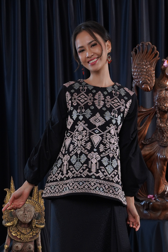 Isyana Suksma Black T1740