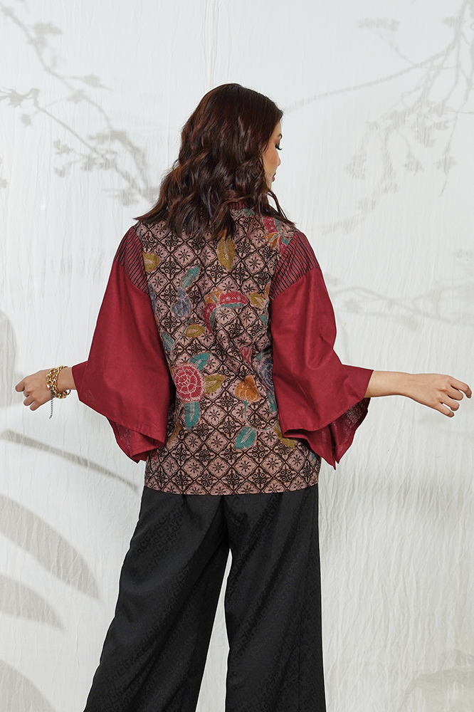 Andari Encim Remekan T1661