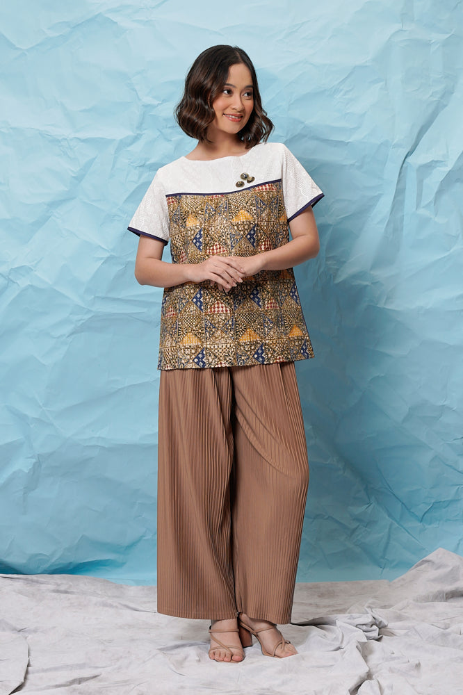 Katrina Indigo Short T2044