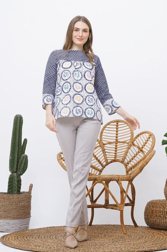 Katrina Dobi T0553