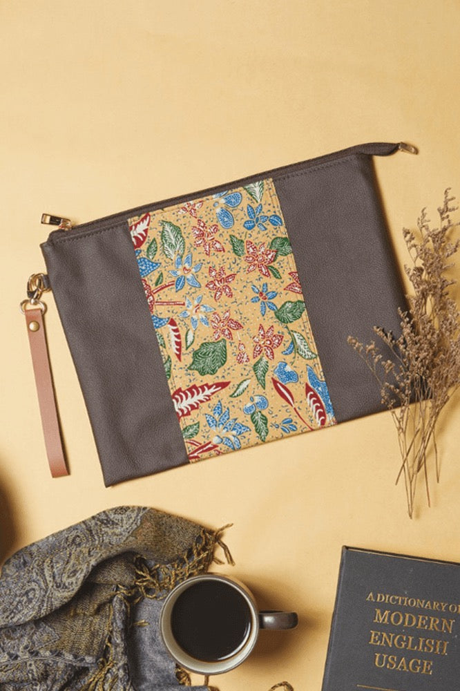 PART of Nona Rara - Pouch Tablet 3N A0004