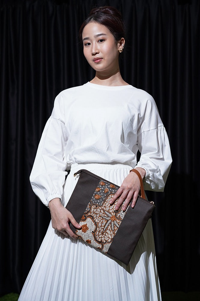 PART of Nona Rara -Pouch Tablet Tribusono A0002