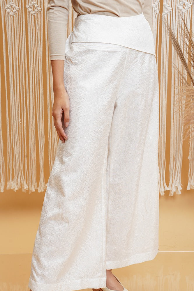 Zita Ftr White P0044