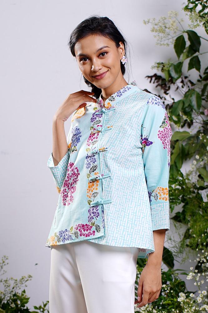 Vivi Tamansari T0930