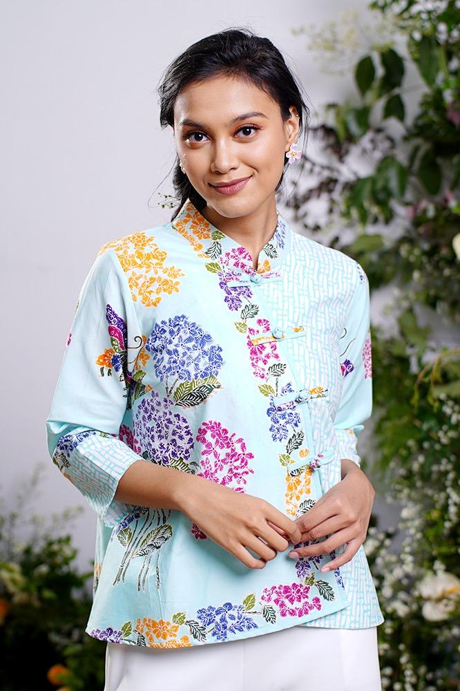 Vivi Tamansari T0930