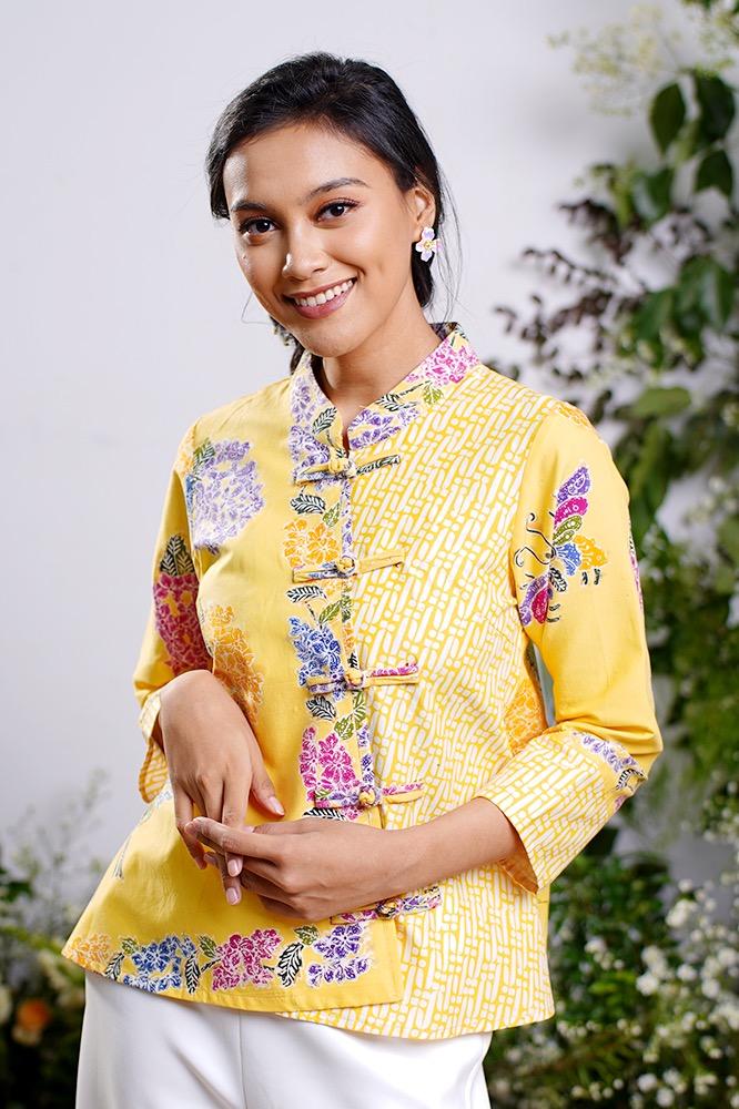 Vivi Tamansari T0929
