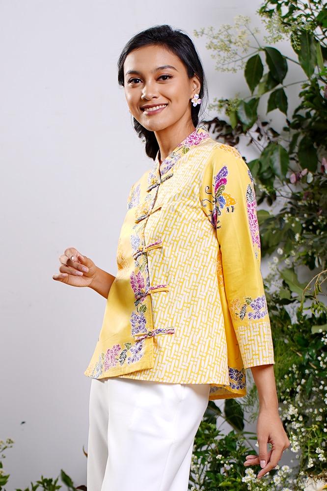 Vivi Tamansari T0929
