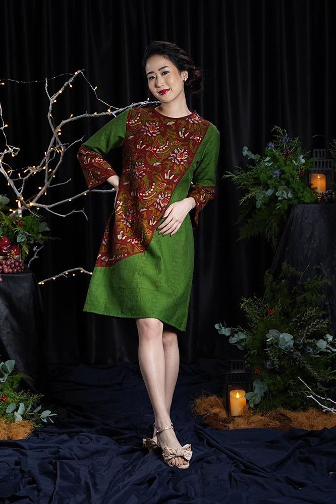 Ivy Jolly D0304
