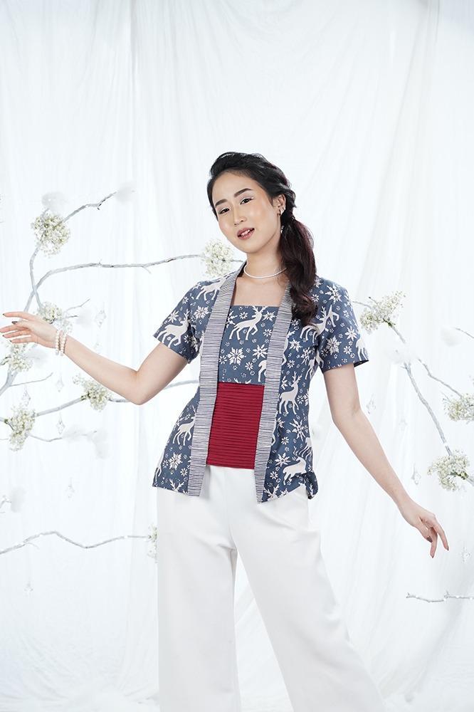 [SALE] Nyonya Jolly Grey T1182